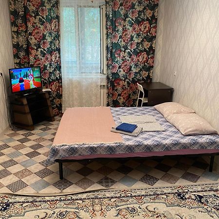 Уютная квартира напротив Меги Актобе Экстерьер фото